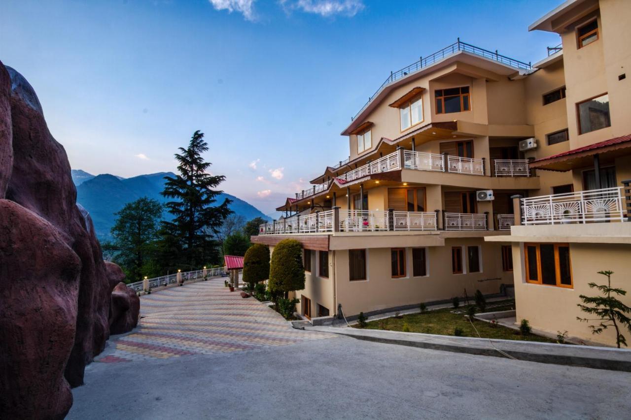 Anand Vardhan Resorts Manāli Extérieur photo