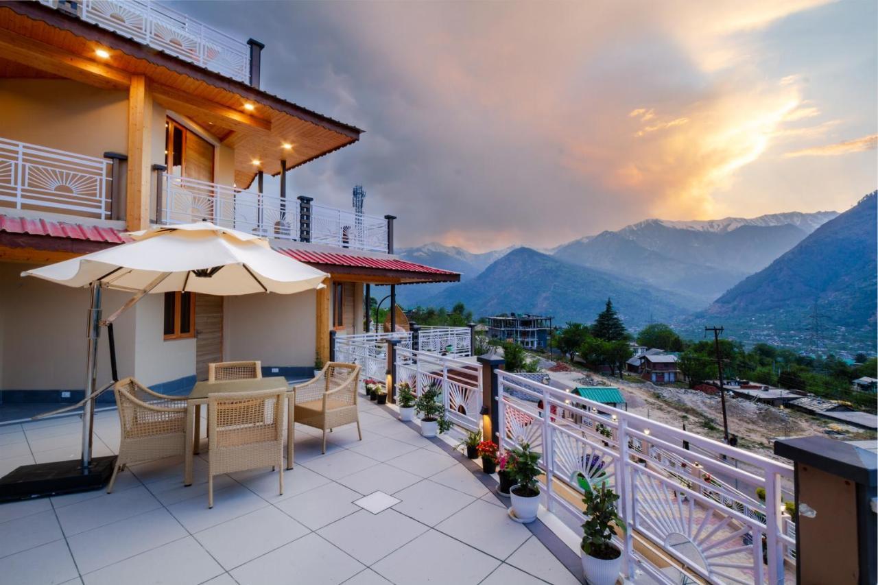 Anand Vardhan Resorts Manāli Extérieur photo