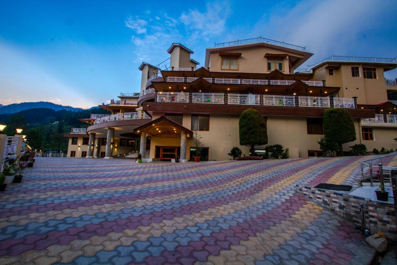 Anand Vardhan Resorts Manāli Extérieur photo