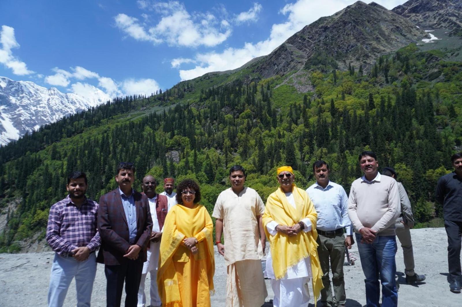 Anand Vardhan Resorts Manāli Extérieur photo