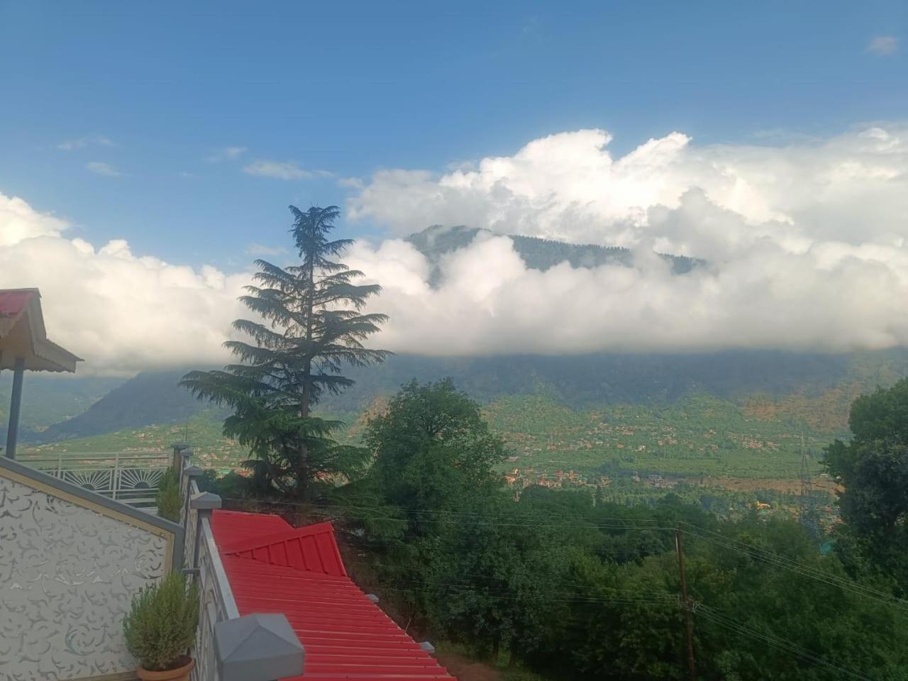 Anand Vardhan Resorts Manāli Extérieur photo
